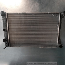 A2045003603 radiatore mercedes usato  Italia