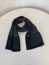 Foulard large écharpe d'occasion Foulard large écharpe d'occasion  France