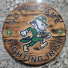 Placa de parede nova logotipo irlandesa de luta feita à mão Notre Dame 15" comprar usado  Enviando para Brazil