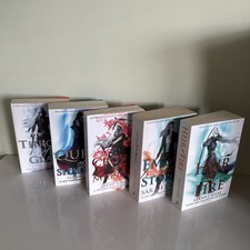 Capas originais Throne of Glass x 5 brochuras Sarah J. Maas Crown of Midnight comprar usado  Enviando para Brazil