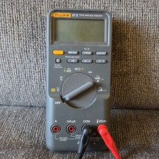 Multimetro fluke 87v usato  Spedire a Italy