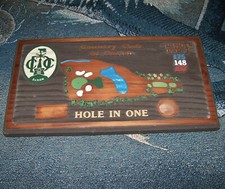 Vintage COUNTRY CLUB OF DARIEN Connecticut 3-D Placa de Madeira Prêmio Lembrança de Golfe comprar usado  Enviando para Brazil