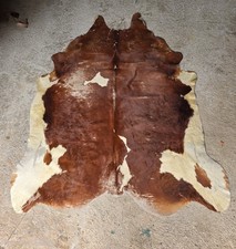 Superbe peau vache d'occasion Superbe peau vache d'occasion  Servian