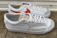 Nike Blazer Baixo ' 77 Incompatível Várias Cores, Sapatos Femininos Tamanho 7 VENDA AMOSTRA comprar usado  Enviando para Brazil