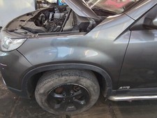 Front wing kia for sale  DONCASTER