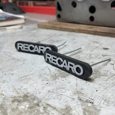 Emblemas de assento Recaro (par) 2 pinos ESCORT CAPRI RS TURBO COSWORTH comprar usado  Enviando para Brazil