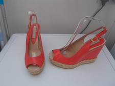 Pied terre womens for sale  BRIGHTON