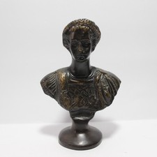 Scultura bronzo raffigurante usato  San Severino Marche