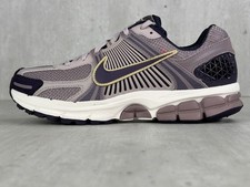 Nike ZOOM VOMERO 5 Gr 38,5 Damen Herren Sneaker Schuhe Laufschuhe HQ3643 01 Sale comprar usado  Enviando para Brazil