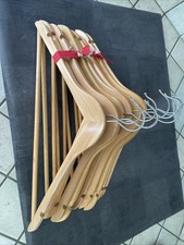 Lot cintres bois d'occasion  Rixheim