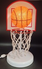 Abajur de mesa de basquete 18" início dos anos 2000 comprar usado Abajur de mesa de basquete 18" início dos anos 2000 comprar usado  Enviando para Brazil