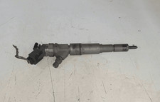 0445110216 iniettore diesel usato  Italia