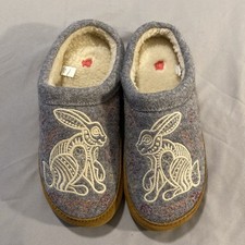 New acorn slippers for sale  Kokomo