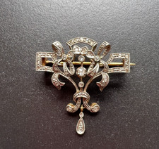 Ciondolo spilla fiocco usato  Spedire a Italy