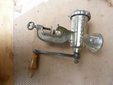 Ancien hachoir manivelle d'occasion  Guebwiller