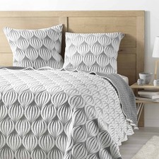 Couvre lit 220x240 d'occasion  France