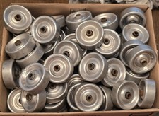 (100) Rodas de rolamento de rolos transportadoras de skate usadas eixo 1-15/16" x 5/8" 1/4" comprar usado  Enviando para Brazil