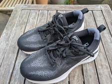 schwarz laufschuhe sneaker gebraucht kaufen  Strausberg-Umland