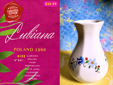 Vaso de esmalte Lubiana porcelana branca e flores decoradas década de 1970. comprar usado  Enviando para Brazil