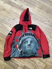 Size supreme north for sale  Brooklyn