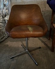 Chaise bureau rétro d'occasion  Aunac