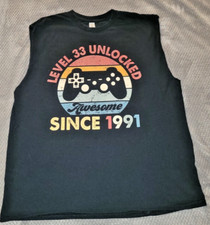 Camiseta de aniversário PlayStation preta nível 33 desbloqueada incrível desde 1991 comprar usado  Enviando para Brazil