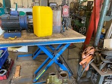 Hydraulic lifting tables for sale  NOTTINGHAM