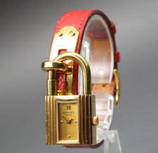 [Perto de ESTADO PERFEITO] Relógio Feminino Hermes Kelly Cadeado Couro Vermelho Dourado Quartzo JAPÃO comprar usado  Enviando para Brazil