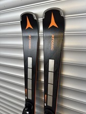 Używany, Narty Atomic Redster Q9 152 cm z sezonu 2024/25 na sprzedaż  PL