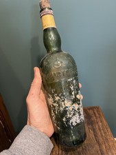 Empty chartreuse bottle d'occasion  Expédié en Belgium