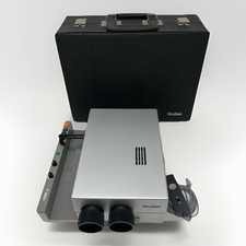 Projektor slajdów Rollei P3800 – Made in Germany z walizką i pilotem zdalnego sterowania, używany na sprzedaż  Wysyłka do Poland
