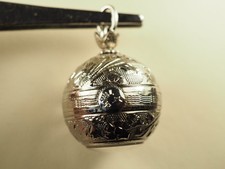 Montre boule argent d'occasion  Tocane-Saint-Apre