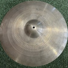 Avedis zildjian hollow d'occasion  Expédié en Belgium