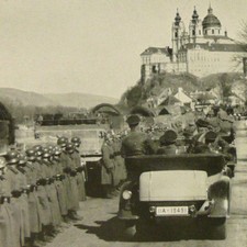 Usado, Adolf Adolph Hitler Photo Book w/80 b/w pictures German History Austria comprar usado  Enviando para Brazil