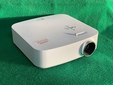 Projetor Full HD LED Smart Home Theater Cinebeam com bateria integrada comprar usado  Enviando para Brazil