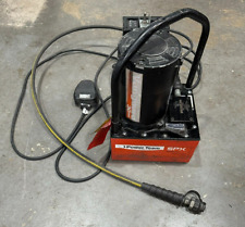 Bomba elétrica de ação única SPX Power Team PE302R 10.000 PSI comprar usado  Enviando para Brazil