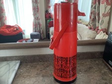 pump flask for sale pump flask for sale POULTON-LE-FYLDE