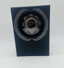 Gears of War 3 Edição de Colecionador Dr. Adam Fenix Medalha Octus + Inserções + Bandeira comprar usado Gears of War 3 Edição de Colecionador Dr. Adam Fenix Medalha Octus + Inserções + Bandeira comprar usado  Enviando para Brazil