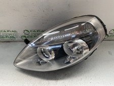 Faro anteriore sinistro usato  Italia