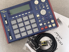 Akai professional mpc1000 usato  Spedire a Italy