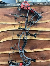 Hoyt alpha x30 for sale  Richlands