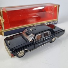 Limousine cccp zil d'occasion Limousine cccp zil d'occasion  Fontaine