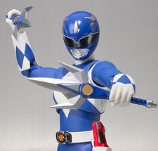 Figurine .figuarts kyoryu d'occasion  Expédié en France