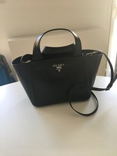 Prada black leather d'occasion  Paris IV