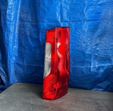 Lanterna traseira direita Mercedes Benz Sprinter 2019 2020 2021 2022 fabricante de equipamento original (todas as lâmpadas) comprar usado  Enviando para Brazil