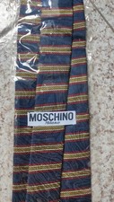 Cravatta moschino milano usato  Valdilana