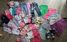 Kleiderpaket kinderkleidung m� gebraucht kaufen  Dillenburg