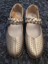 Ladies cushion walk for sale  PONTYPRIDD