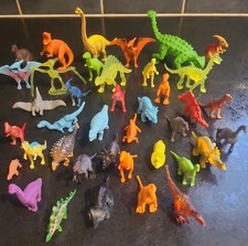 Toy dinosaur figures for sale Toy dinosaur figures for sale  AYLESBURY