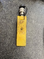 Cilindro hidráulico Enerpac WR5 cunha e espalhamento capacidade de 1 tonelada, 3,7" Sprd máximo comprar usado Cilindro hidráulico Enerpac WR5 cunha e espalhamento capacidade de 1 tonelada, 3,7" Sprd máximo comprar usado  Enviando para Brazil